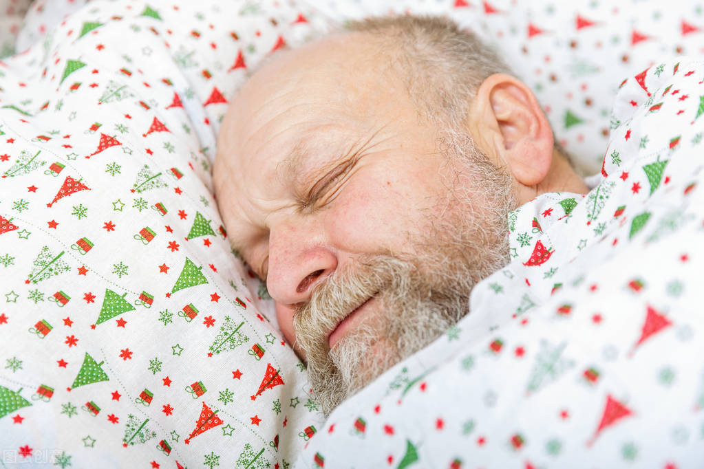 老年人睡眠质量不好怎么办?这几个小技巧帮你提高睡眠质量